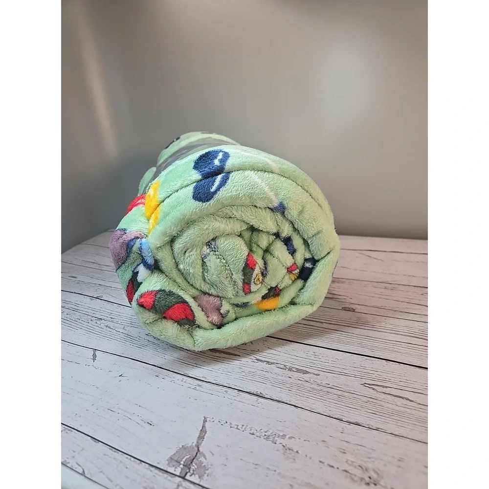 The Big One Disney Lilo & Stitch Christmas Plush Fleece Throw Blanket 5'‎ x 6'